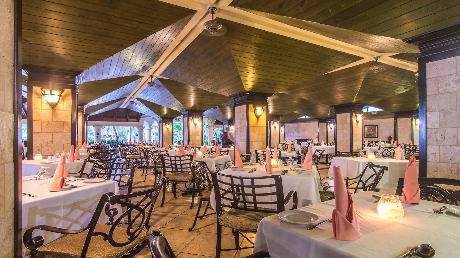 Jewel Dunn'S River Beach Resort & Spa, Ocho Rios,Curio Collection By Hilton Mammee Bay